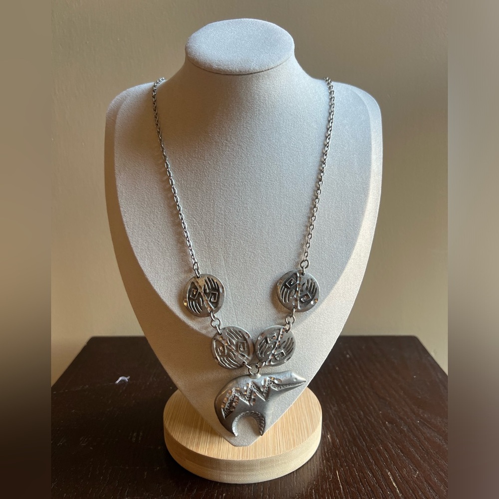 Vintage Native American Style Bear Necklace